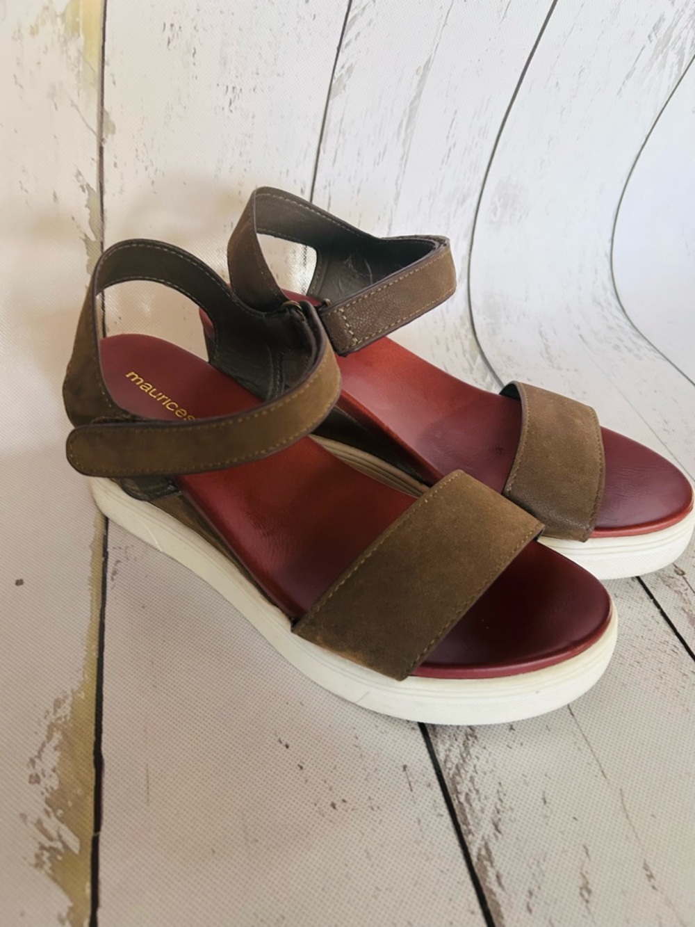 Maurices Women’s Platform Sandals - Brown Suede Sz 9